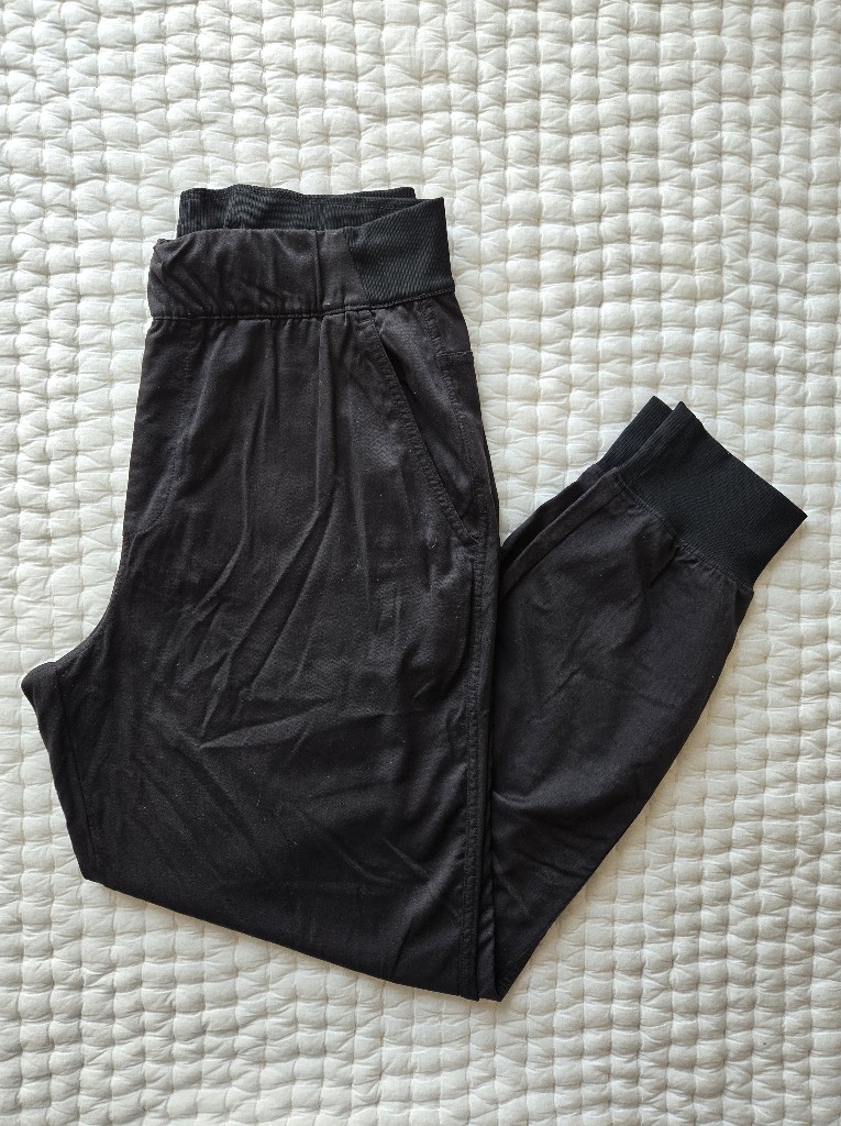 The North Face Womens Aphrodite 2.0 Black Joggers Size Medium